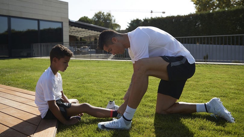 Imagem de Cristiano Ronaldo conta sonhos de infância em portal online