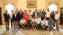 Imagem de Equipa de futebol de rua recebida na Quinta Vigia