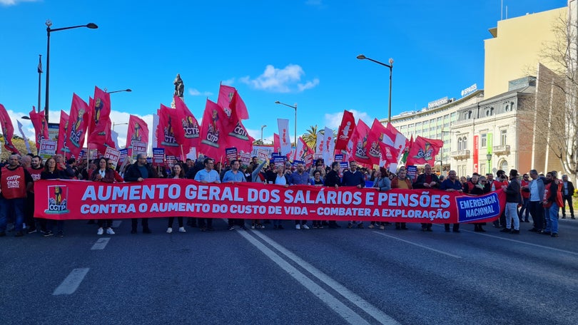 Trabalhadores da administração local em luta na quarta-feira por aumento salarial