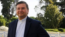 Imagem de Bispo coordenador «não sabia nem tinha que saber» do custo do altar-palco