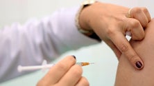Imagem de Gripe: Mais de 12 mil pessoas vacinadas nos três primeiros dias de campanha (Vídeo)