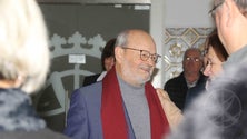 Imagem de O Bispo do Funchal anula a `suspensão a divinis` do Padre Martins Júnior