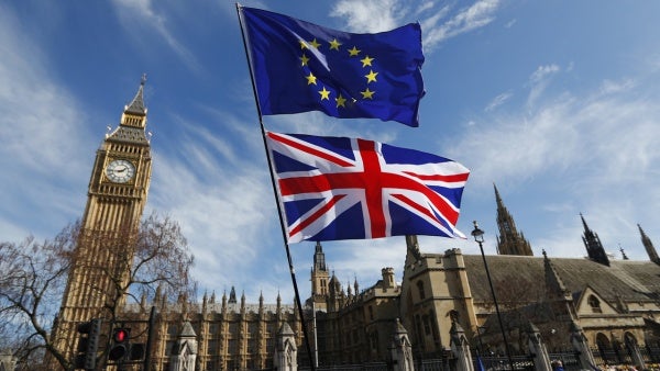 Londres promete maior flexibilidade nos pedidos residência de europeus