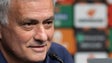 Imagem de José Mourinho no «Hall of Fame» italiano juntamente com Zola e Zidane