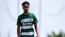 Imagem de João Muniz marca pelo Sporting no amigável frente ao Farense