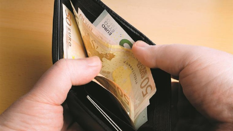 Imagem de Aumento de 10 euros na função pública