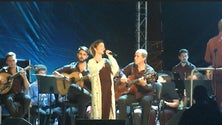 Imagem de Fadista Raquel Tavares atua com Orquestra Municipal Juvenil na Semana dos Baleeiros [Vídeo]