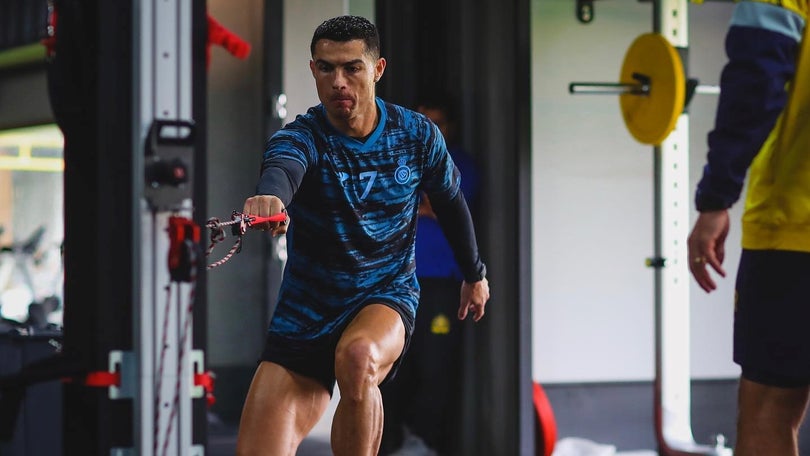 Imagem de Ronaldo x Messi: Madeirense vai capitanear a equipa Saudita