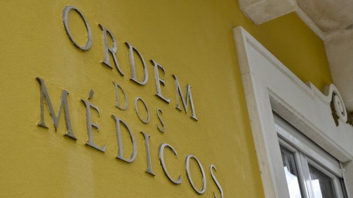 Ordens dos Médicos e dos Psicólogos contra criação da profissão de psicoterapeuta