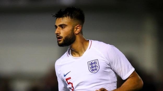 Imagem de O futuro de Easah Suliman deverá passar pelo Nacional