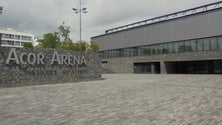 Imagem de Câmara de Vila Franca assume dívida do Açor Arena (Vídeo)