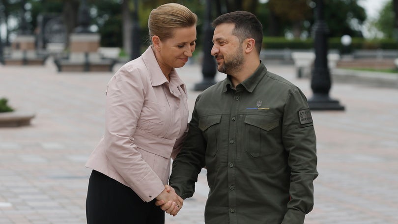 Imagem de Zelensky acusa Putin de matar líder do Grupo Wagner