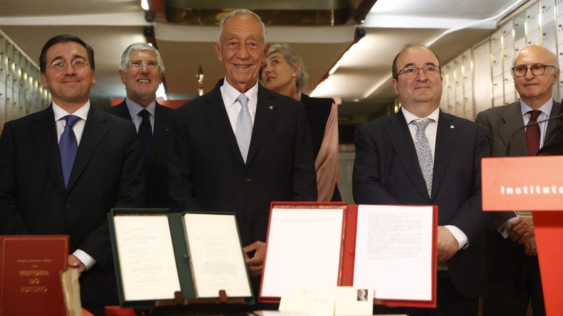 Marcelo presidiu à entrega de parte do legado de Saramago ao Instituto Cervantes em Madrid