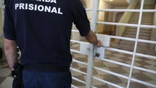 Imagem de Covid-19: 20 reclusos já saíram em liberdade na região