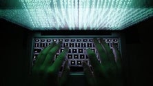 Imagem de Confinamento torna as pessoas mais vulneráveis ao cibercrime (Áudio)