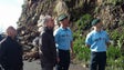 Imagem de Militares ajudam na limpeza de taludes (Vídeo)