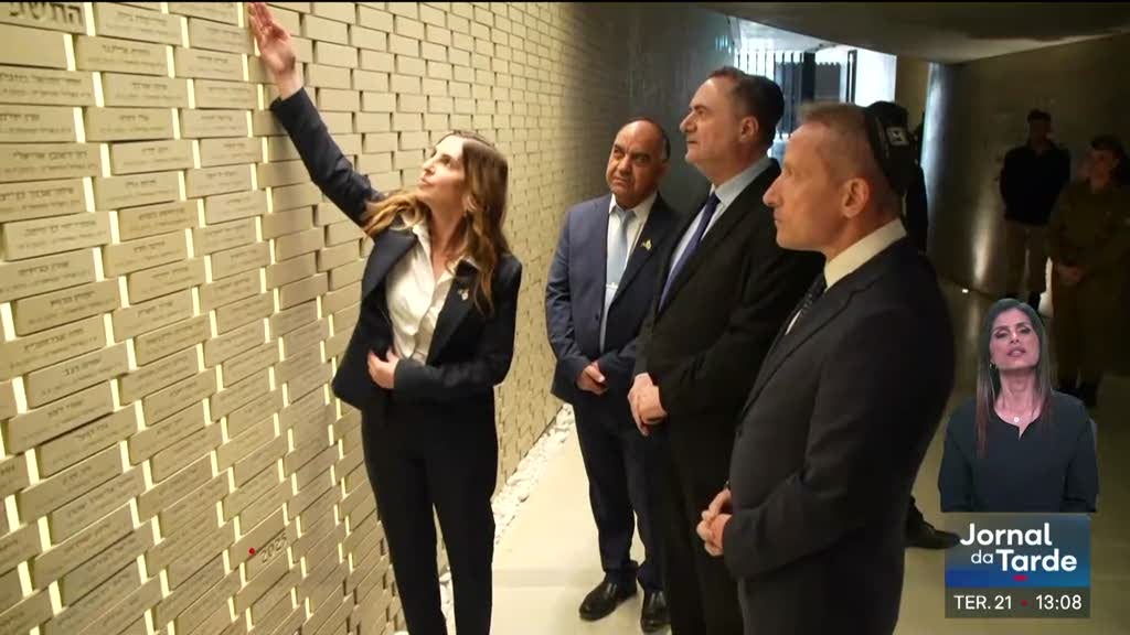 Israel mantém objetivo de desarmar o Hezbollah e sobe tom das ameaças