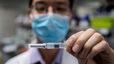 Imagem de Covid-19: China aprova patente para vacina e a produção em massa deverá arrancar em breve