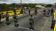 Imagem de Colômbia, Venezuela e Brasil mobilizam tropas para as fronteiras comuns