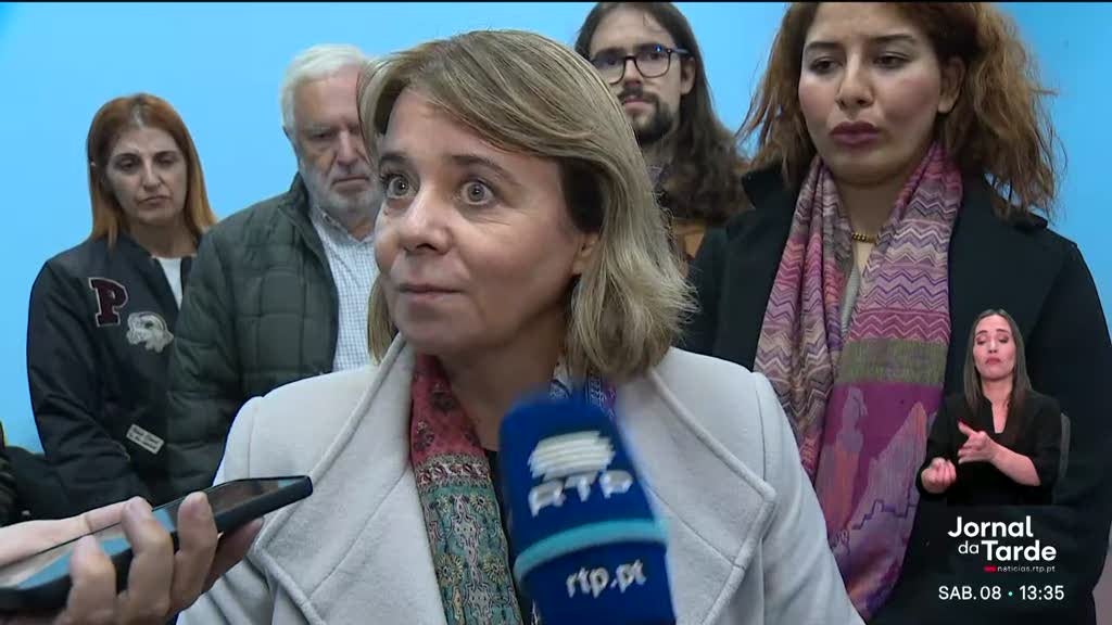 Imagem de Catarina Martins acusa Governo de abandonar trabalhadores da Bosch em Braga
