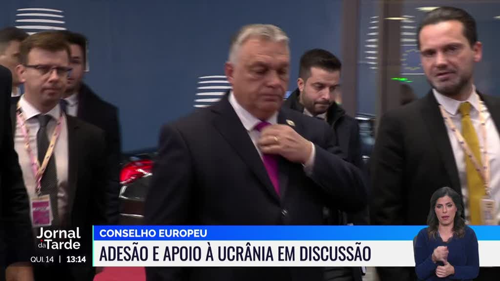 Líderes europeus reunidos em Bruxelas com o apoio à Ucrânia no centro da agenda