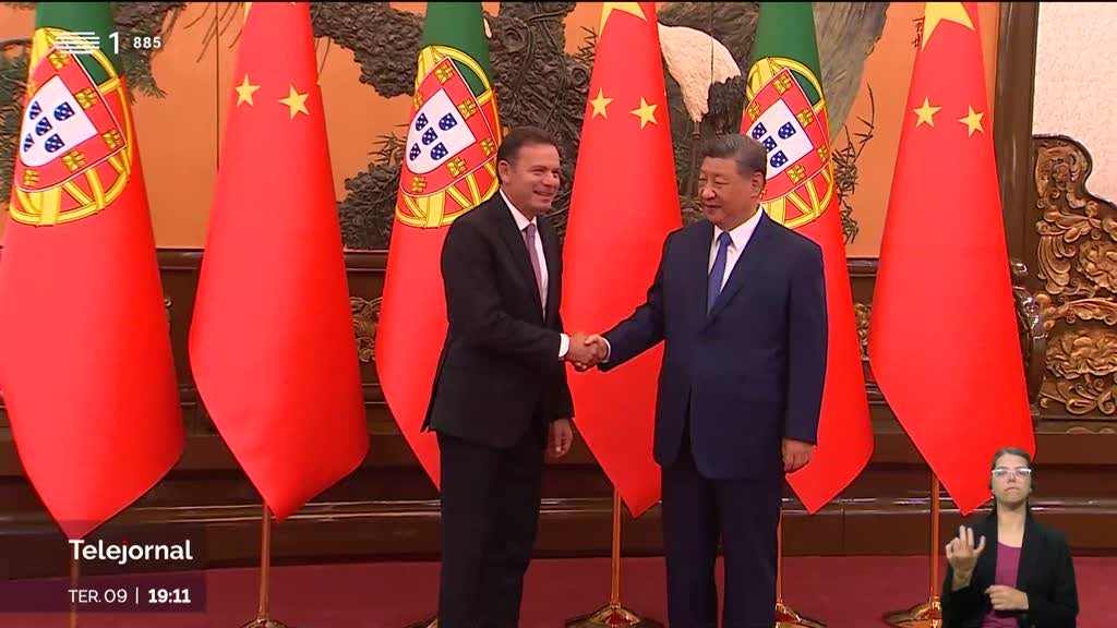 Visita oficial à China. Xi Jinping elogia lugar de Portugal no mundo