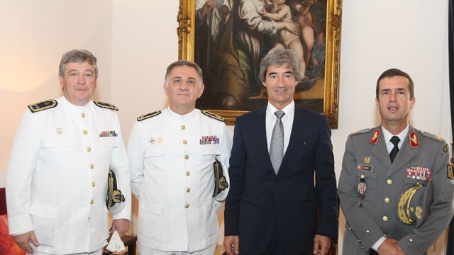 Imagem de Tranquada Gomes recebe Comandante do Instituto Universitário Militar
