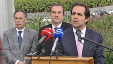 Imagem de Albuquerque renova confiança em Carlos Teles pela Calheta