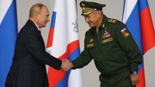 Imagem de 60 navios de guerra russos participam em manobras no Báltico