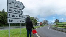 Imagem de Açores mantêm cerca sanitária em Rabo de Peixe