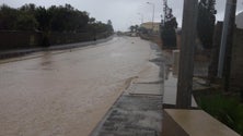 Imagem de Chuvas fortes encerraram e condicionam estradas na Madeira e Porto Santo (Vídeo)
