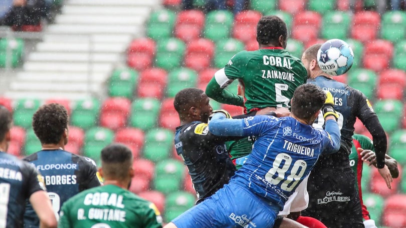 Imagem de Marítimo surpreendido nos Barreiros