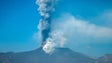 Vulcão italiano Etna tem nova erupção e provoca chuva de cinzas