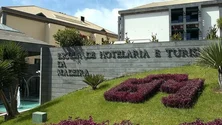 Imagem de Transição da Escola de Hotelaria para o público não afeta os alunos (áudio)