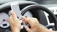 Mil condutores apanhados a usar telemóvel durante condução