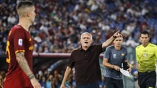 Imagem de José Mourinho celebra milésimo jogo da carreira