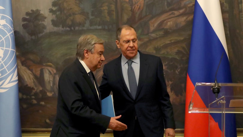 Guterres promete fazer tudo para por fim à guerra e Moscovo valoriza papel da ONU