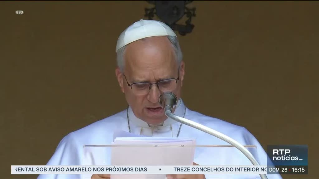 Imagem de Papa apela a orações por pessoas afetadas pelos incêndios