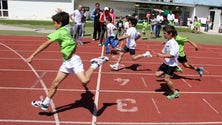 Imagem de Alunos de 1.º ciclo experimentam o atletismo