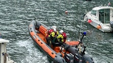 Turista morre após ter sido arrastado por uma onda no Seixal (áudio)