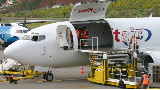 Greve cancela um voo de carga na Madeira