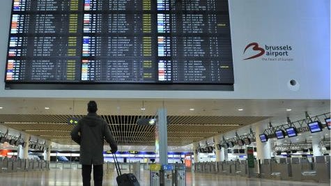 Covid-19: Bruxelas propõe regras comuns e coordenadas nas restrições de viagens