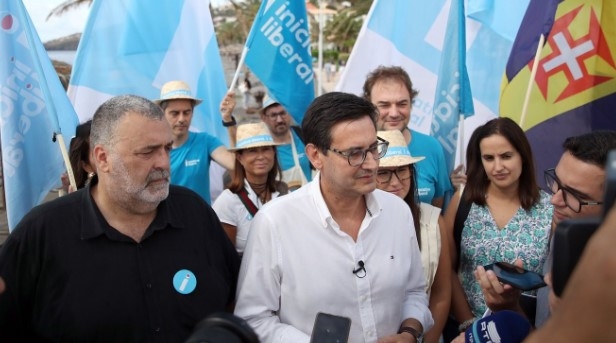 Poltica