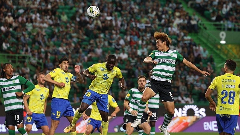 Imagem de Sporting empata com Arouca e atrasa-se na luta pela Liga dos Campeões