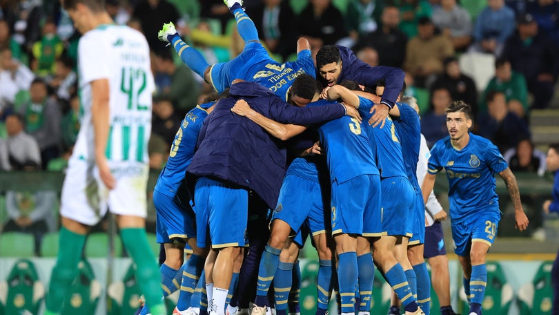 Imagem de FC Porto vence Rio Ave com reviravolta nos descontos