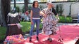 Idosos desfilaram em Santa Cruz vestidos com materiais reciclados (áudio)