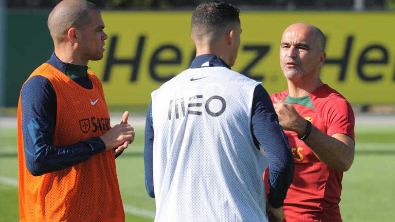 Martínez deixa Pepe no banco e mantém Ronaldo e Félix na frente