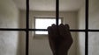 Imagem de Quatro pessoas condenadas por introdução de droga na cadeia do Funchal