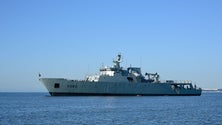 Imagem de Navio português resgata pescadores à deriva na costa angolana