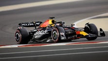 Max Verstappen conquista quarta pole do ano